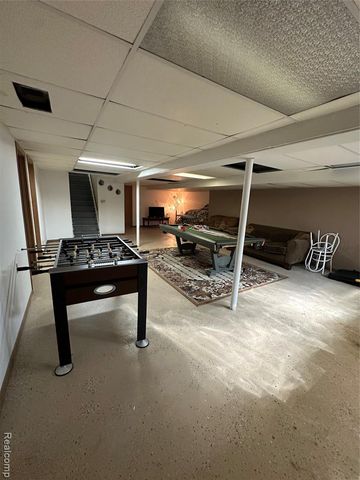 3478 Lancaster Drive, Sterling Heights, MI 48310