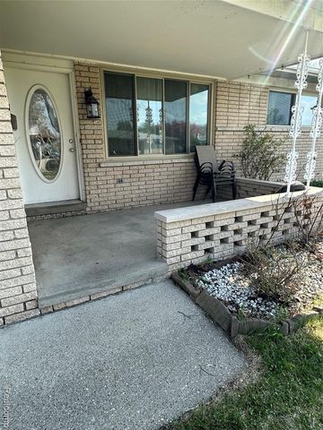 3478 Lancaster Drive, Sterling Heights, MI 48310