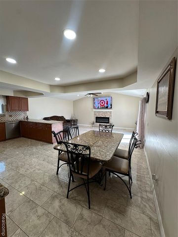 3478 Lancaster Drive, Sterling Heights, MI 48310