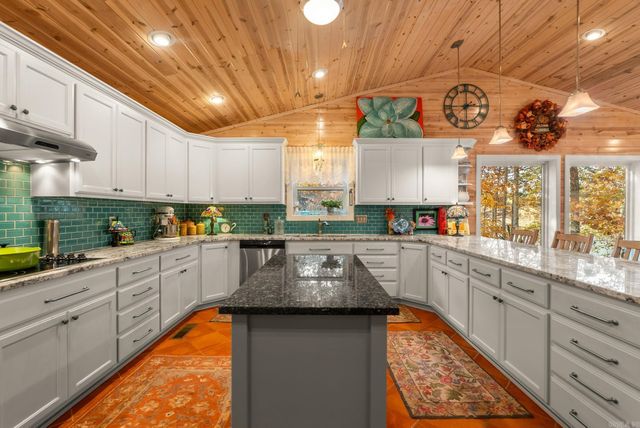 124 Sylvan Shores Dr., Edgemont, AR 72044