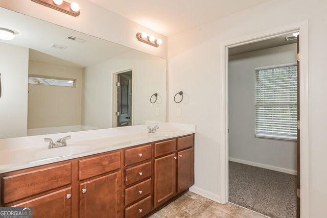 441 Chandler Bluff Court, Grayson, GA 30017