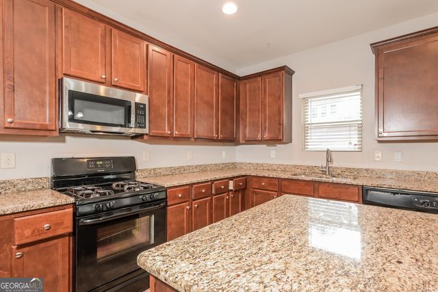 441 Chandler Bluff Court, Grayson, GA 30017