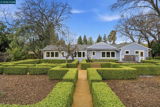 1437 1437 Twelve Oaks Court, Alamo, CA 94507