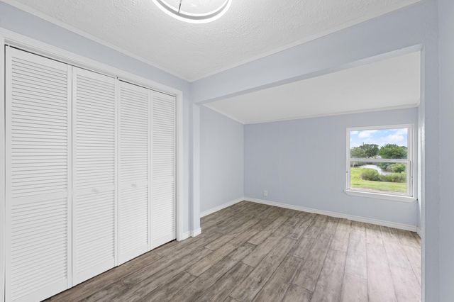 2534 Bastrop, Angleton, TX 77515