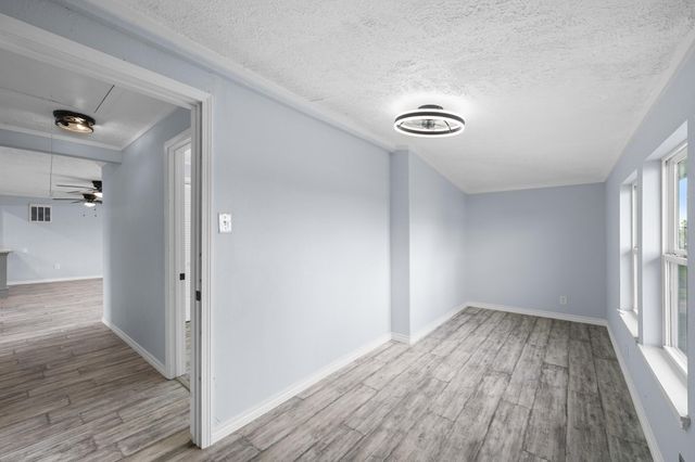 2534 Bastrop, Angleton, TX 77515