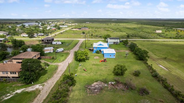 2534 Bastrop, Angleton, TX 77515