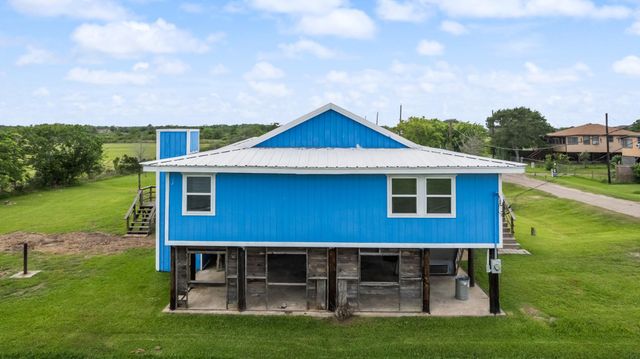 2534 Bastrop, Angleton, TX 77515