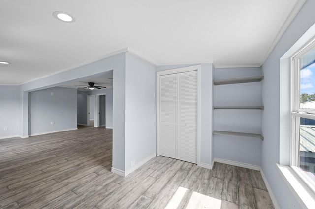 2534 Bastrop, Angleton, TX 77515