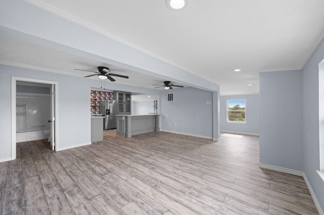 2534 Bastrop, Angleton, TX 77515