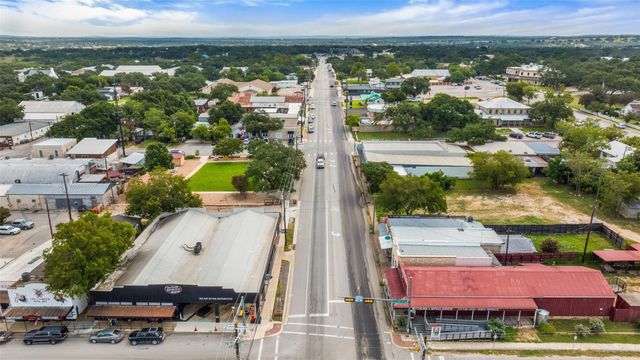 112 E Main ST, Johnson City, TX 78636