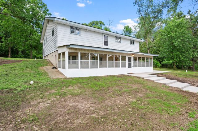 3063 325th Avenue NW, Cambridge, MN 55008