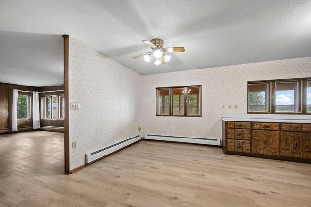 3063 325th Avenue NW, Cambridge, MN 55008