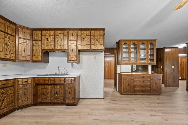 3063 325th Avenue NW, Cambridge, MN 55008