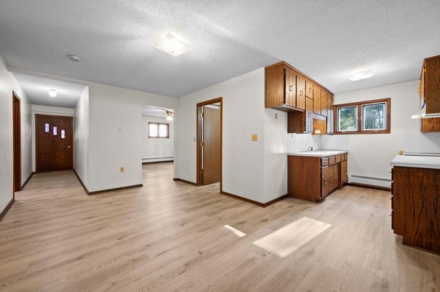 3063 325th Avenue NW, Cambridge, MN 55008