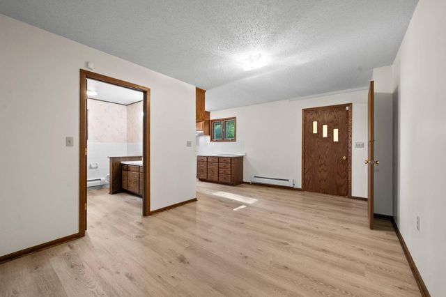 3063 325th Avenue NW, Cambridge, MN 55008