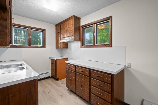 3063 325th Avenue NW, Cambridge, MN 55008