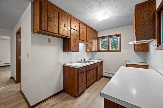 3063 325th Avenue NW, Cambridge, MN 55008
