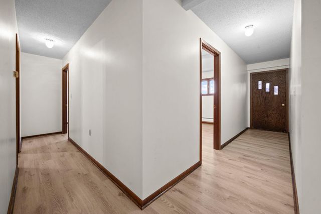 3063 325th Avenue NW, Cambridge, MN 55008