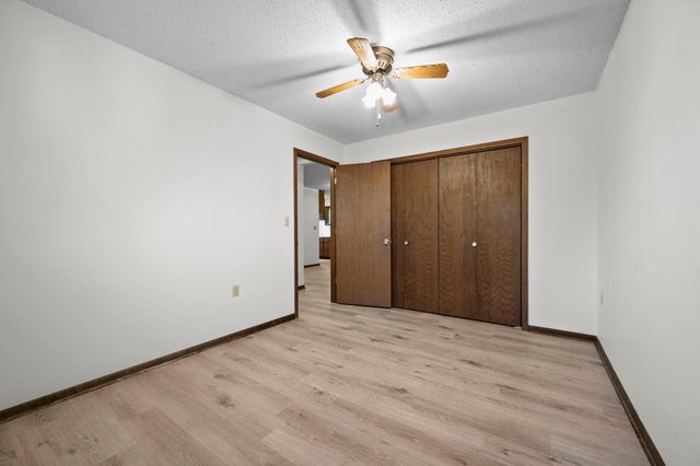 3063 325th Avenue NW, Cambridge, MN 55008