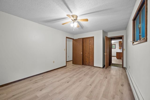 3063 325th Avenue NW, Cambridge, MN 55008