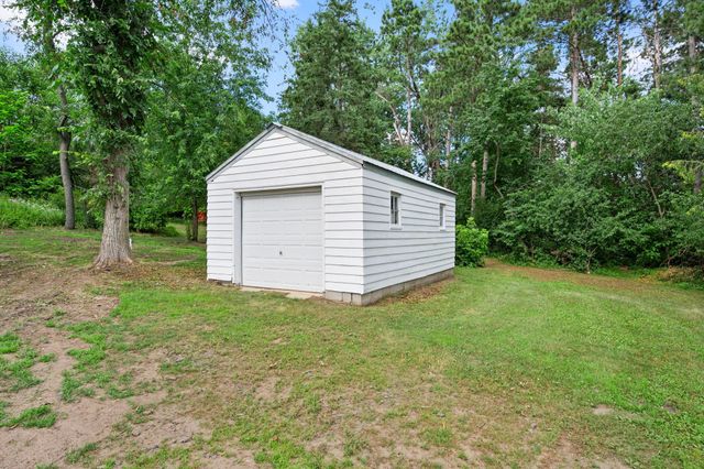 3063 325th Avenue NW, Cambridge, MN 55008
