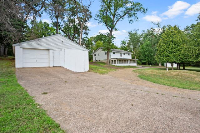 3063 325th Avenue NW, Cambridge, MN 55008