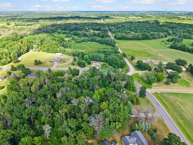 3063 325th Avenue NW, Cambridge, MN 55008