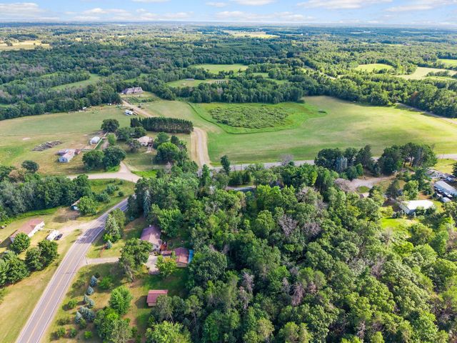 3063 325th Avenue NW, Cambridge, MN 55008