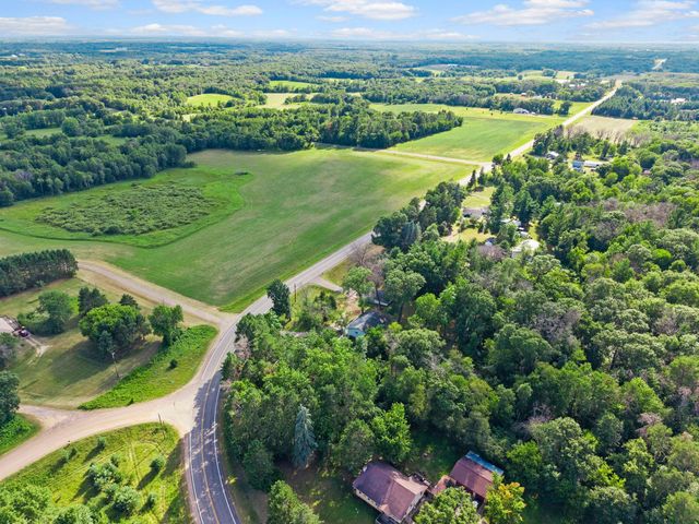 3063 325th Avenue NW, Cambridge, MN 55008