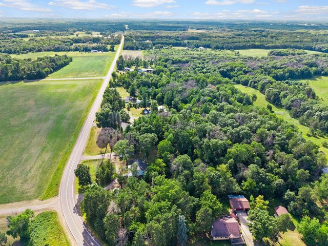 3063 325th Avenue NW, Cambridge, MN 55008