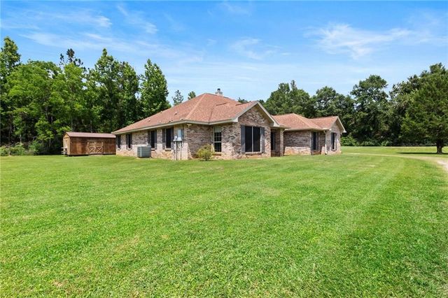 16151 Tolbert Road, Bay Minette, AL 36507