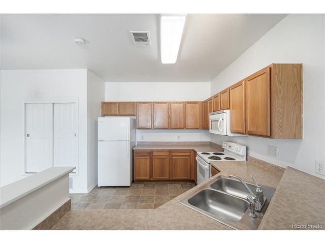 3252 E 103rd Dr 709, Thornton, CO 80229