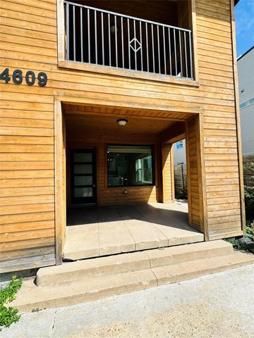 4609 Virginia Avenue 102, Dallas, TX 75204