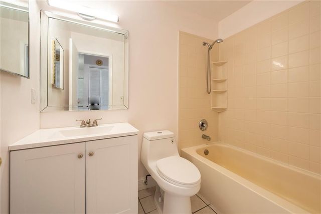 10571 Royal Palm Boulevard 10571, Coral Springs, FL 33065