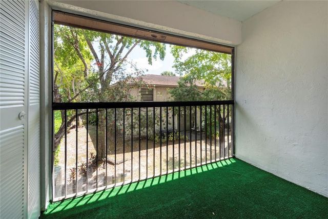 10571 Royal Palm Boulevard 10571, Coral Springs, FL 33065