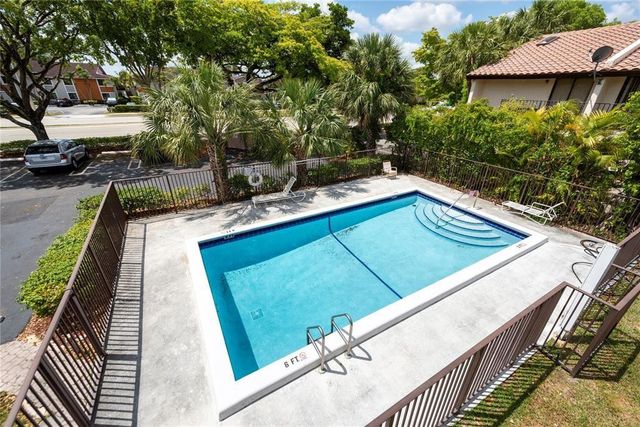 10571 Royal Palm Boulevard 10571, Coral Springs, FL 33065