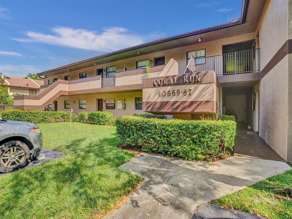 10571 Royal Palm Boulevard 10571, Coral Springs, FL 33065