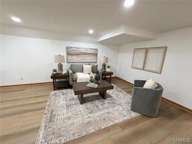 1945 Old Gray Summit Road, Pacific, MO 63069