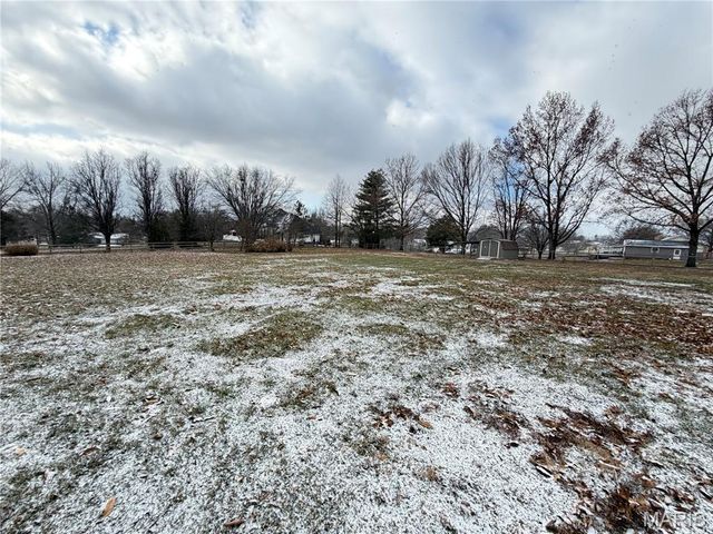 1945 Old Gray Summit Road, Pacific, MO 63069
