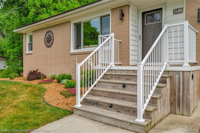 2640 Huckleberry Lane, Port Huron, MI 48060