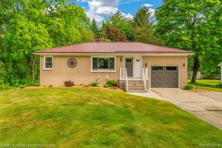 2640 Huckleberry Lane, Port Huron, MI 48060