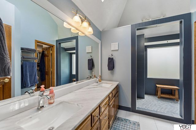 1566 Trumball Terrace, Plattsmouth, NE 68048