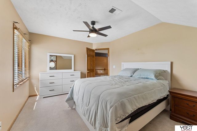 1566 Trumball Terrace, Plattsmouth, NE 68048