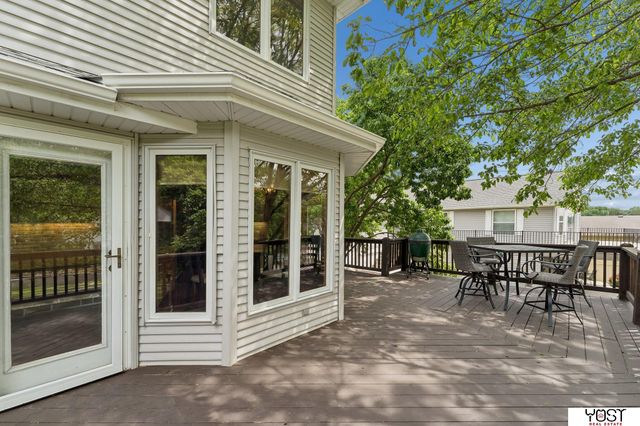 1566 Trumball Terrace, Plattsmouth, NE 68048