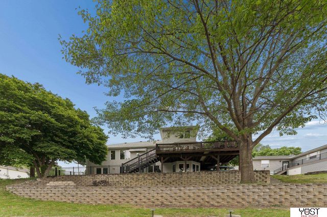 1566 Trumball Terrace, Plattsmouth, NE 68048