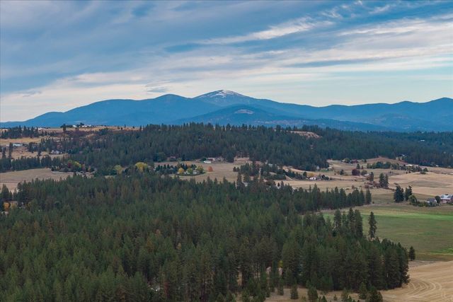 5014 E Nancy Ct, Mead, WA 99021