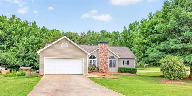 18 Savannah Lane, Jefferson, GA 30549