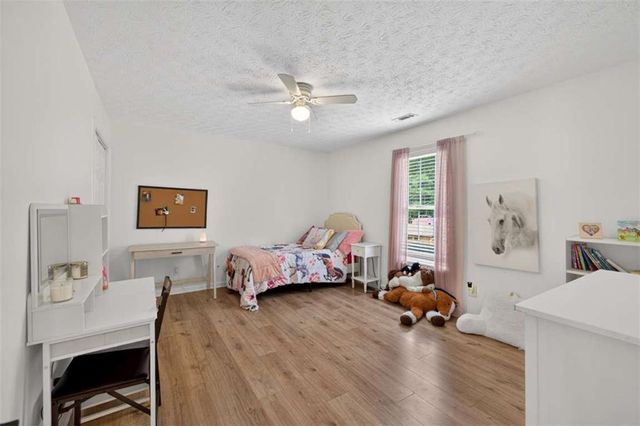 18 Savannah Lane, Jefferson, GA 30549
