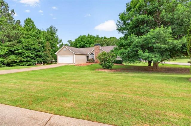 18 Savannah Lane, Jefferson, GA 30549