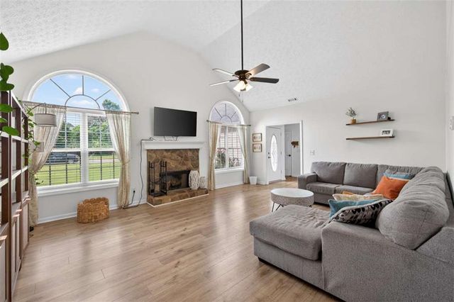 18 Savannah Lane, Jefferson, GA 30549